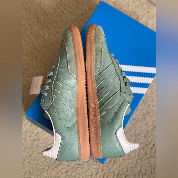 Adidas Women’s Samba OG - Sage Green - size 8.5 - Picture 4 of 8